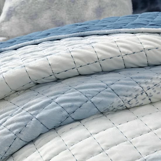 Koolaburra By UGG Madeley Quilt Set With Shams 2 Koolaburra By UGG Madeley Quilt Set With Shams - Image 2