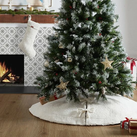 Koolaburra By UGG Clover Tree Skirt 2 Koolaburra By UGG Clover Tree Skirt - Image 2