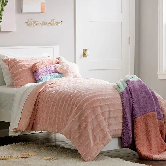 Koolaburra By UGG Eve Kids Comforter Set With Shams 5 Koolaburra By UGG Eve Kids Comforter Set With Shams - Image 5