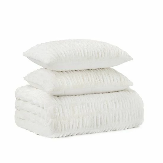 Koolaburra by UGG Batya Faux Fur Comforter Set with Shams Koolaburra By UGG Batya Faux Fur Comforter Set With Shams -Koolaburra shop unnamed file 358