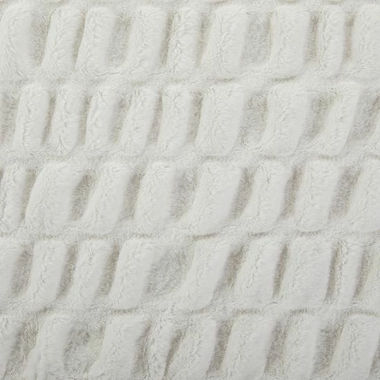 Koolaburra by UGG Batya Faux Fur Comforter Set with Shams Koolaburra By UGG Batya Faux Fur Comforter Set With Shams -Koolaburra shop unnamed file 359